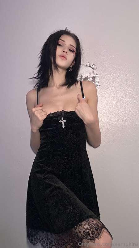 I just love this outfit… it’s giving exactly what I needed t..