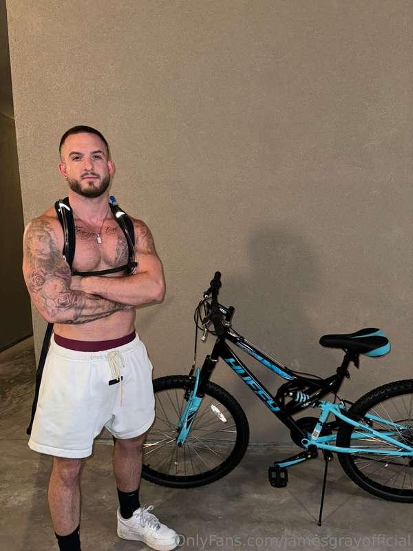 Day 1 of my bike journey for cardio😛 Wait till you see how i..
