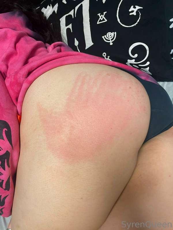 What a handprint♡