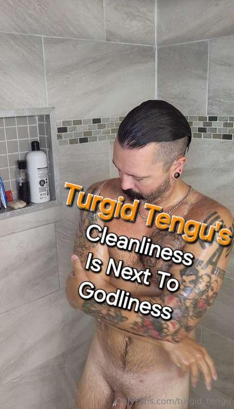 A hot shower is one of my favourite places on Earth. Come se..