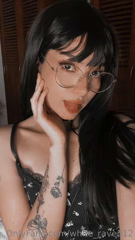 Do you like me with glasses on?