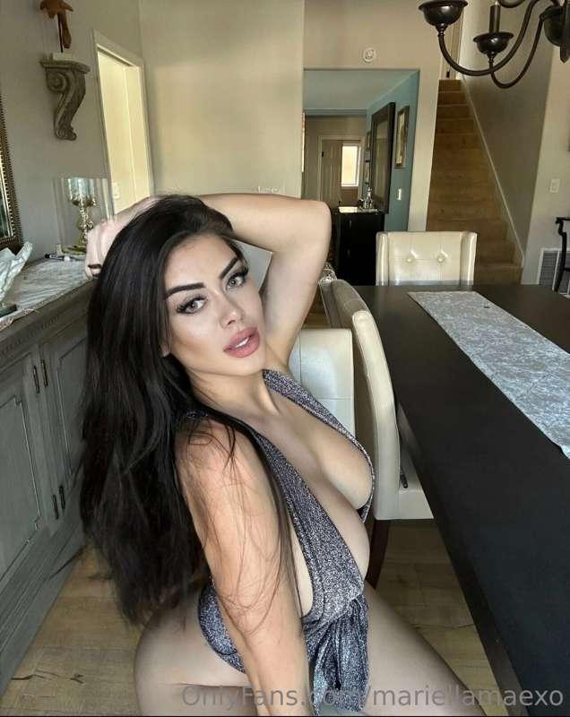 Bet you can't hold it when I'm on top of you babe! 😈