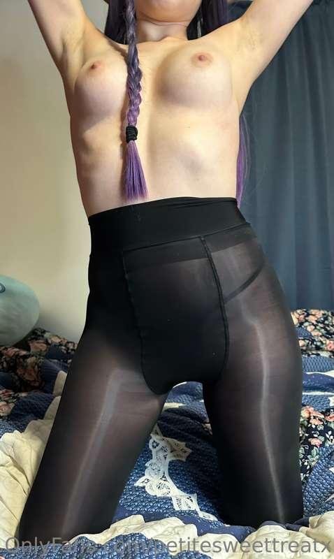 petitesweettreatx image #2