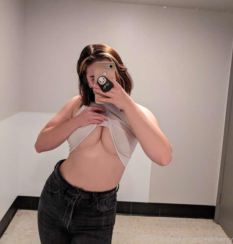 hello to all my new subs! I'm at work right now but I'll be ..