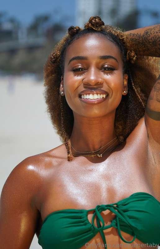 A smile is the prettiest thing you can wear 😘