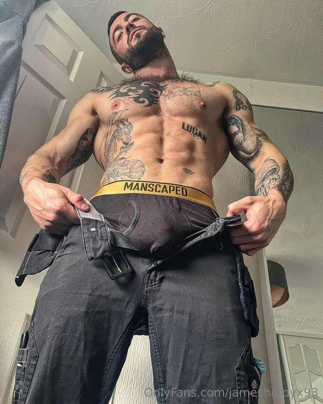 Tradie bulge this morning 😈😈😈