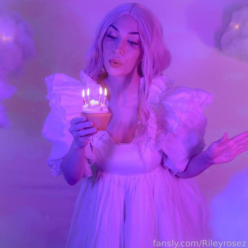 rileyrosez image #7