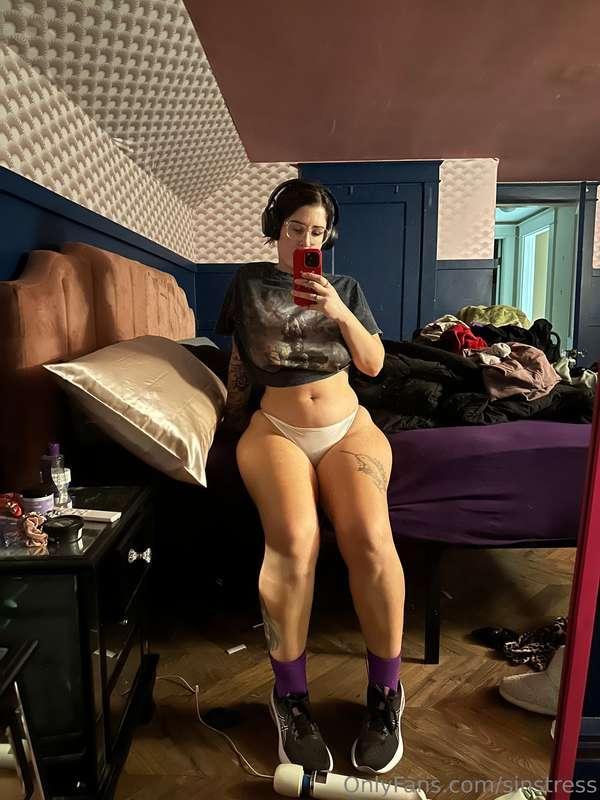 Just got done working out… special surprise in DMs for those..