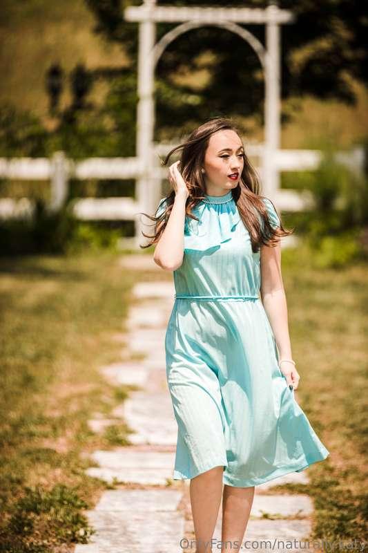 When that breeze hits you just right  🍉👗⛱️