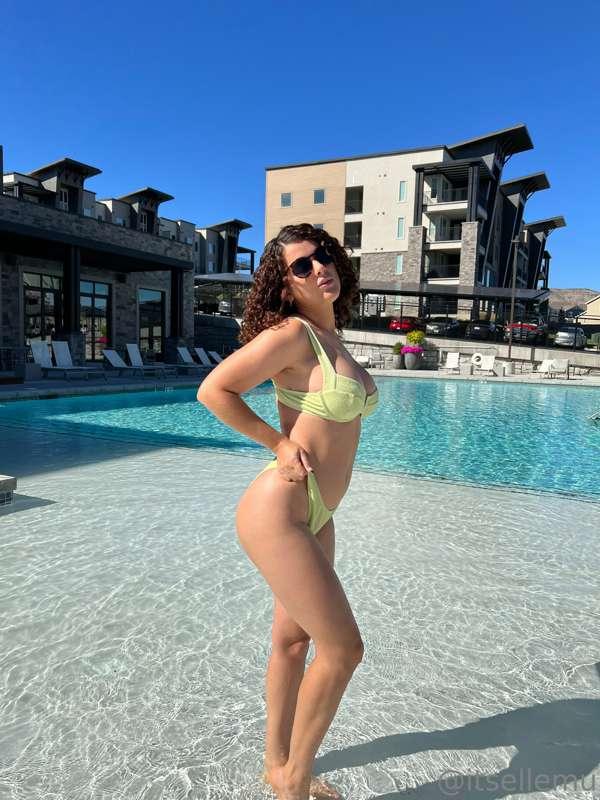 This body is for drinking milk 💦😈 onlyfans.com/itsellemuvip