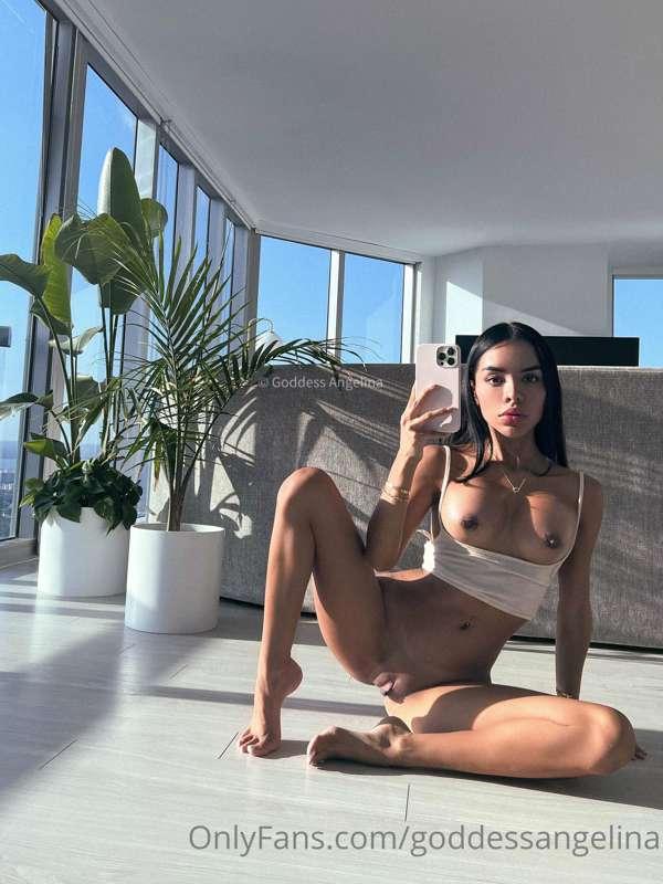 Petite Goddess ✨