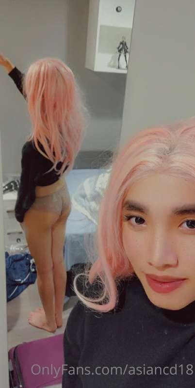 😈