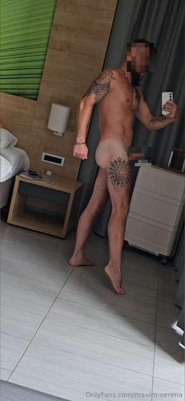 🇩🇪 Da habe ich doch noch was heißes von Maxim im Hotelzimmer..