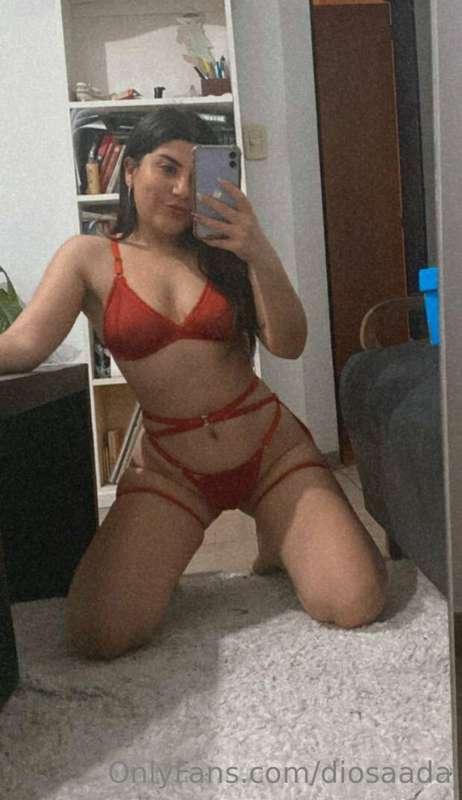@ffermina
✨ 𝐅𝐑𝐄𝐄 𝐀𝐂𝐂𝐎𝐔𝐍𝐓✨
꧁༒•Your favorite brunette•༒꧂
𝑰 𝒘𝒐𝒖..