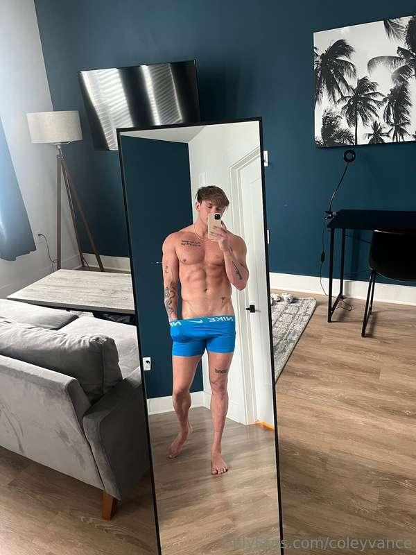 whats ur favorite thing about me?