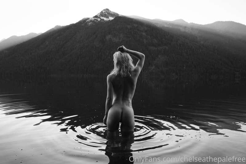 Nude in landscape from a few years ago.  Yes.... it was cold..