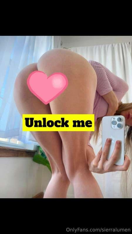 One clip and a bunch of explicit pics 🔥ALL NEW CONTENTThis i..