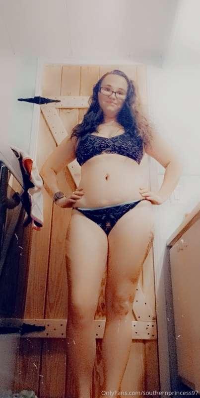 Black with colorful scratches bikini show?? You like? ❤💯🔥