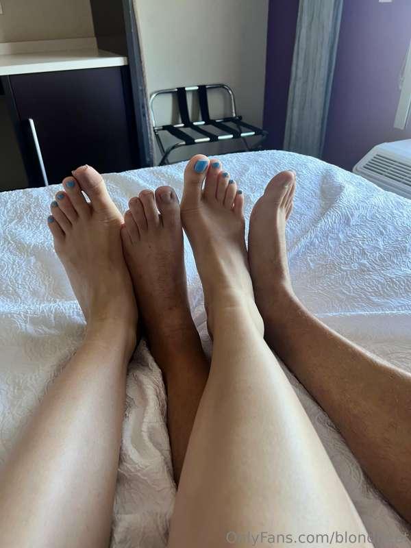 Size 10 men Vs. size 14 women’s!