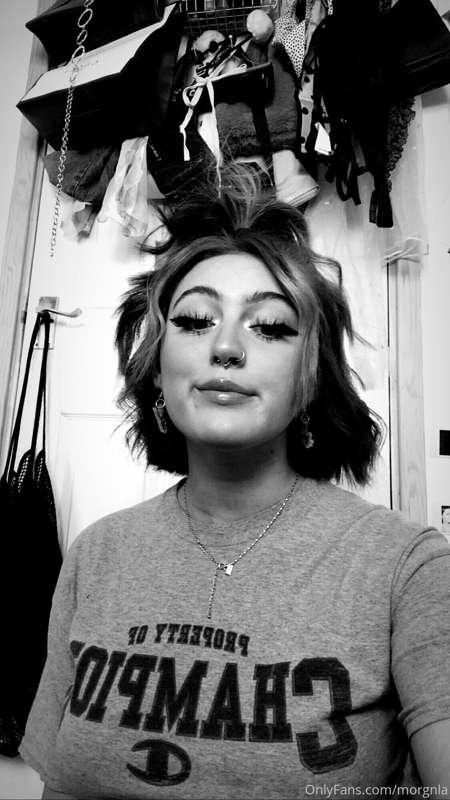 this is my new hair lmaoo. I'll post something NSFW later<3