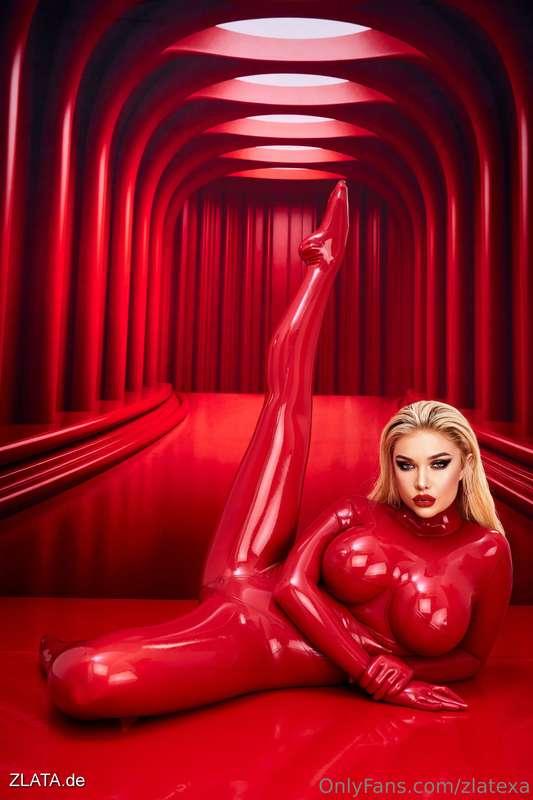 Red Latex Delight