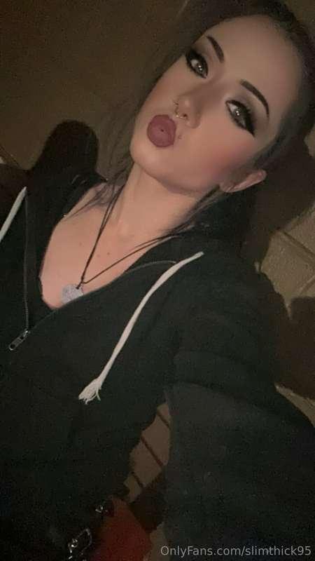 Come show me some love? 🥺🫶🏼 I’ll be working on later on in t..
