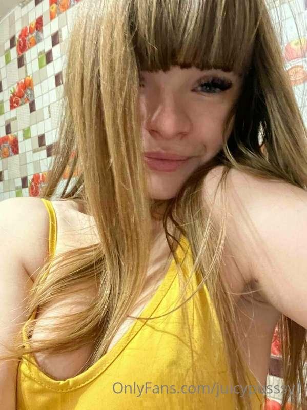 🌈🎀🍒I woke up today from wild excitement, my nipples are hard..