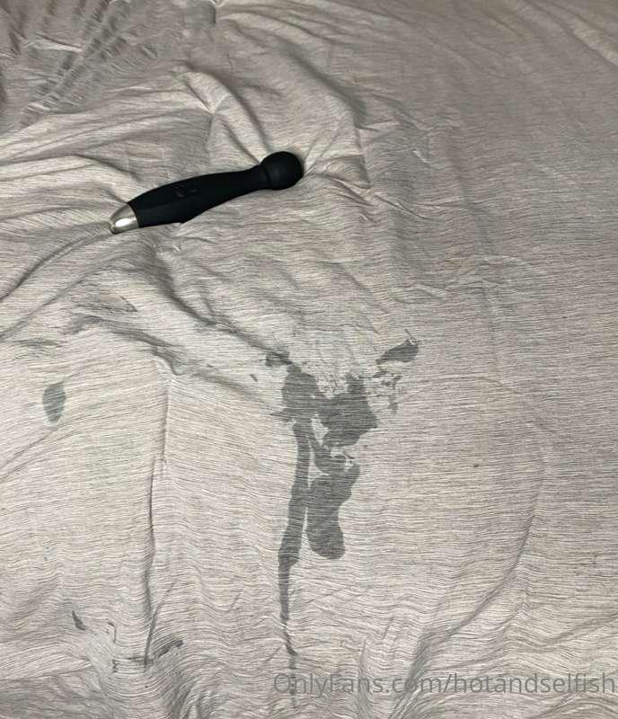 Good morning! I made a mess ;p who wants the video?! 🥰