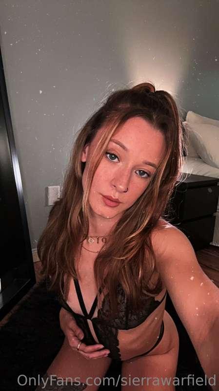 some selfies i thought you all would enjoy:)