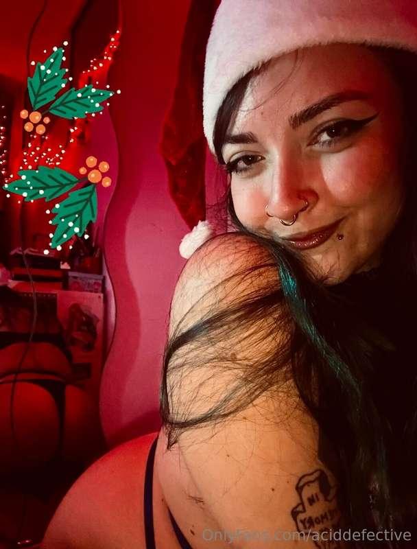 Un piccolo regalo per le feste natalizie! ✨Adoro essere scop..