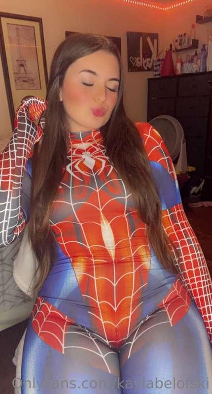 who likes my costume!? Wanna see me use my dildo while I wea..