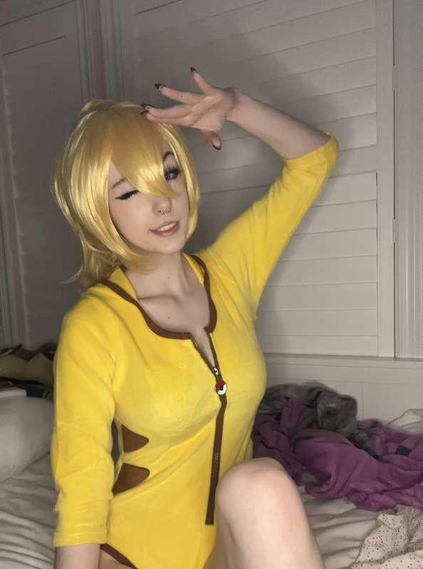 tier 3 pika girl photoset