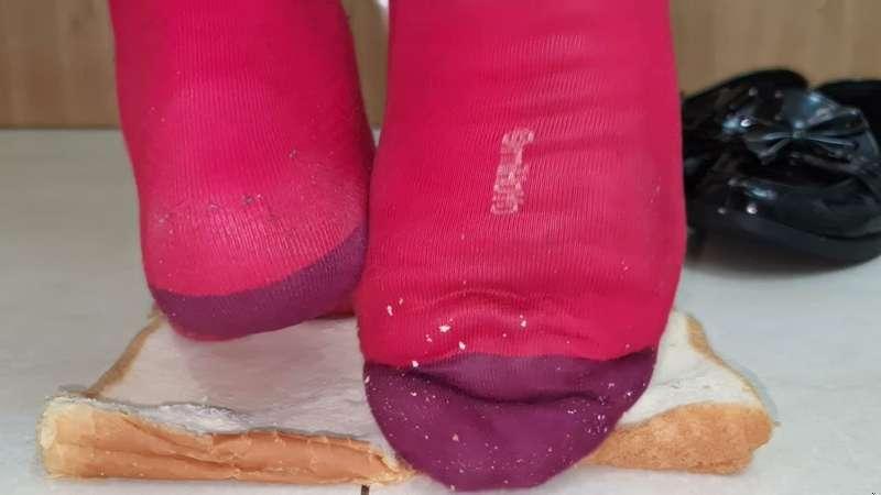 Dirty Klee socks trample bread