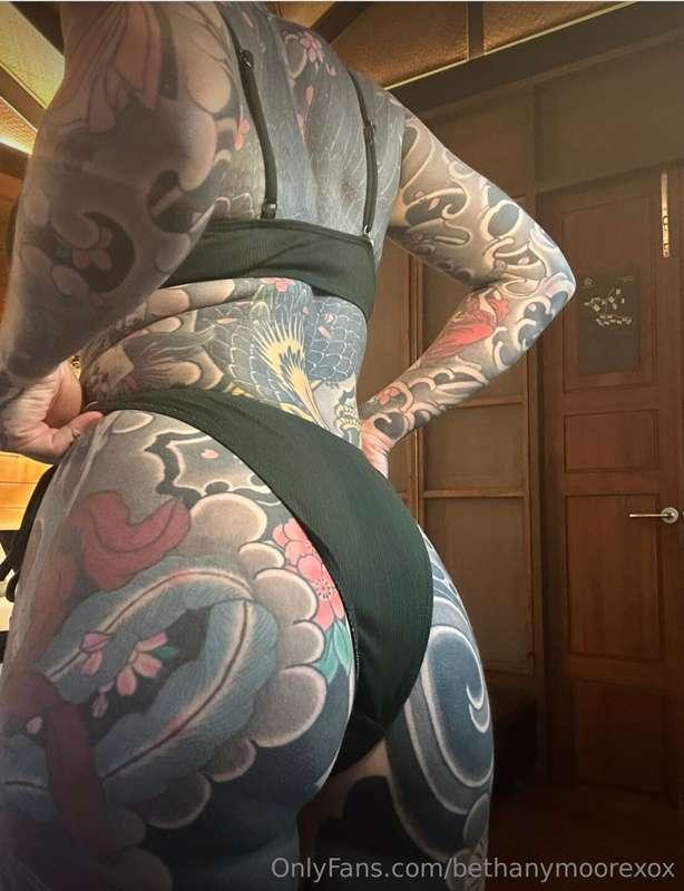 Hope ur day is as nice as my arse😘