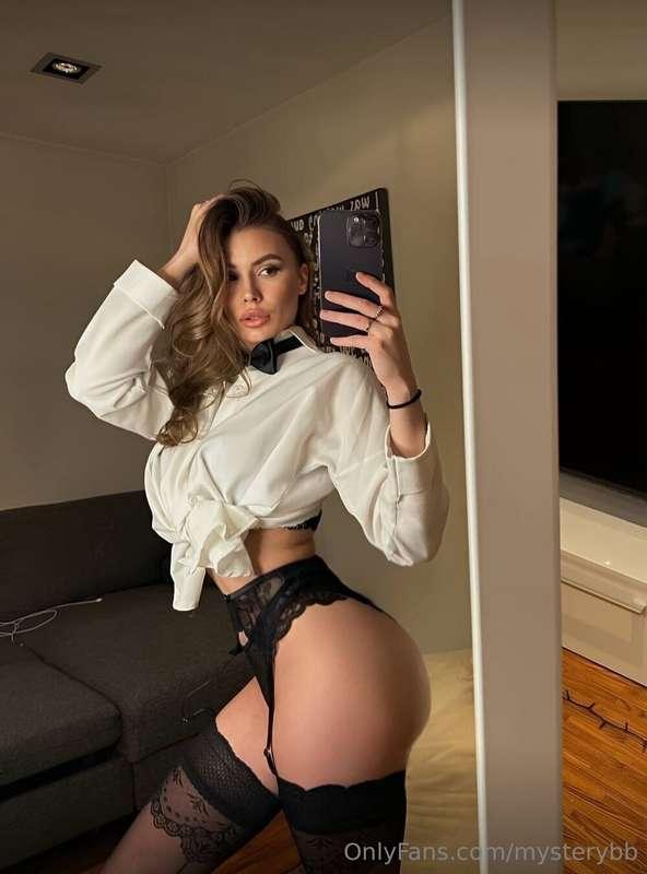 💋💦 Are you ready to plunge into a world of ecstasy? 💋@leomal..