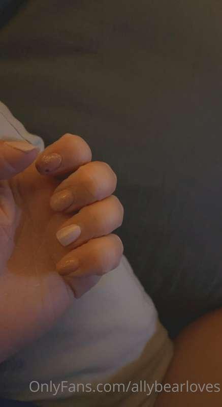 Thank you sooo much @harry1287 for letting me get my nails d..