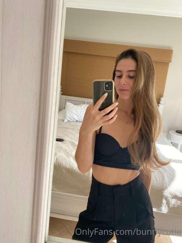 Hey baby, what are your plans for the day?