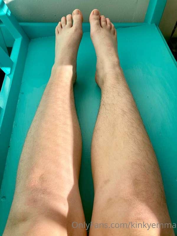 Would love your hands, mouth and cock on my hairy legs!