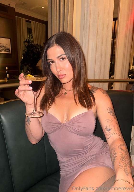 POV im your dinner date <3