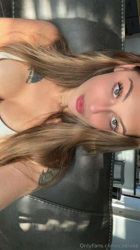 look me in the eyes when you fuck me