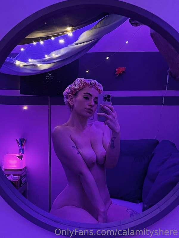 i need you to give me a reason to go wash up 💦👅