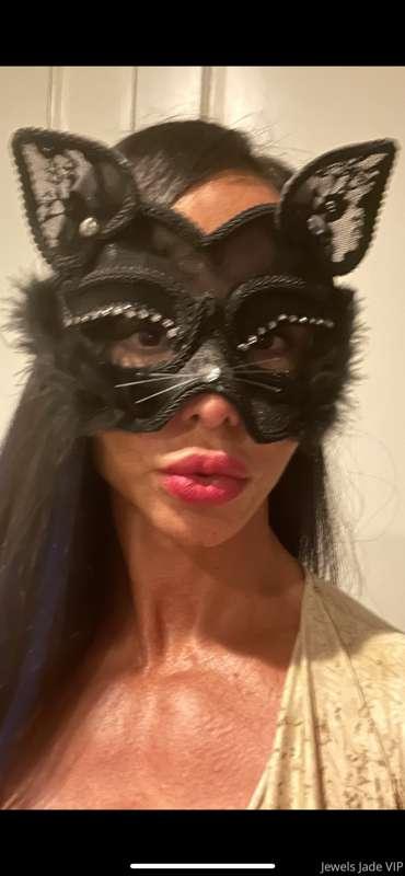 🎃 Happy Halloween 🎃 

👀 Check your DM’s if you’re ready to c..