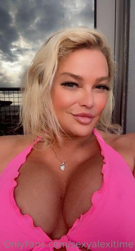 Wanna see me before boobs??  This is me just being me🥰💋💋