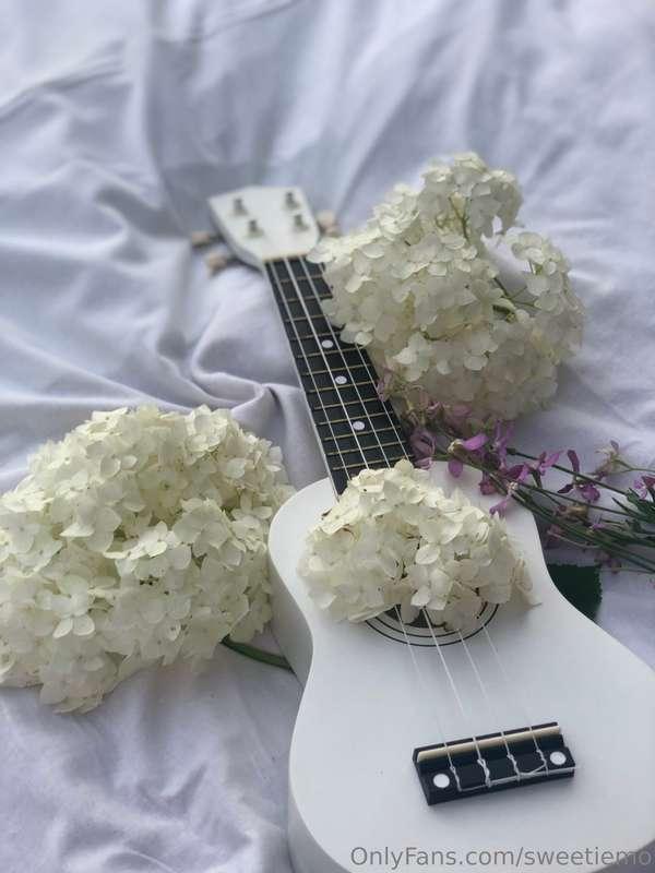 Some songs can even get me so turned on and ready for action..