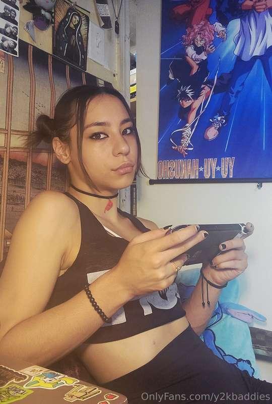 Gaming 🎮 & Smoking 🌬🍃 my Ghost 👻 🩶✨️