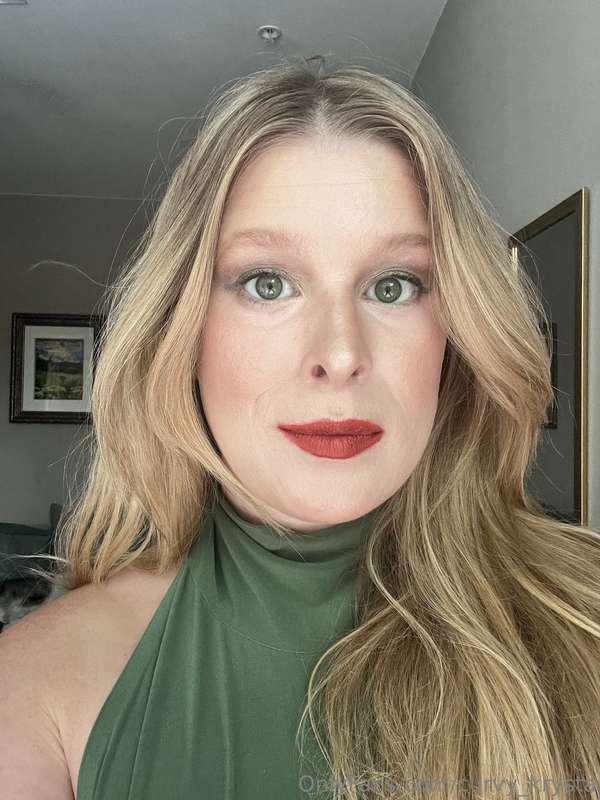 Lips tasting like adventure and eyes filled with stories. Wa..