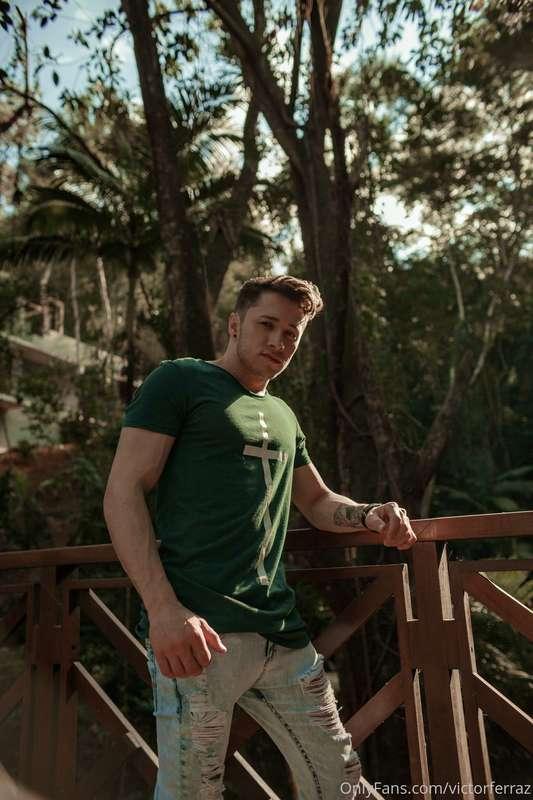 Acompanhem meu perfil grátis
Follow my profile free
@victorf..