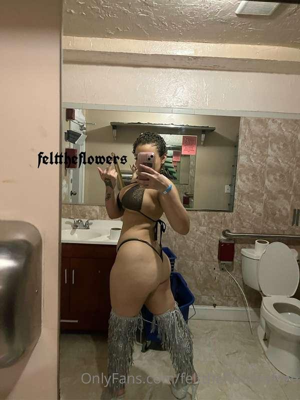 i am dancing in Miami all week and weekend! message me for m..