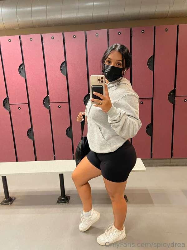 wanna be my gym buddy?