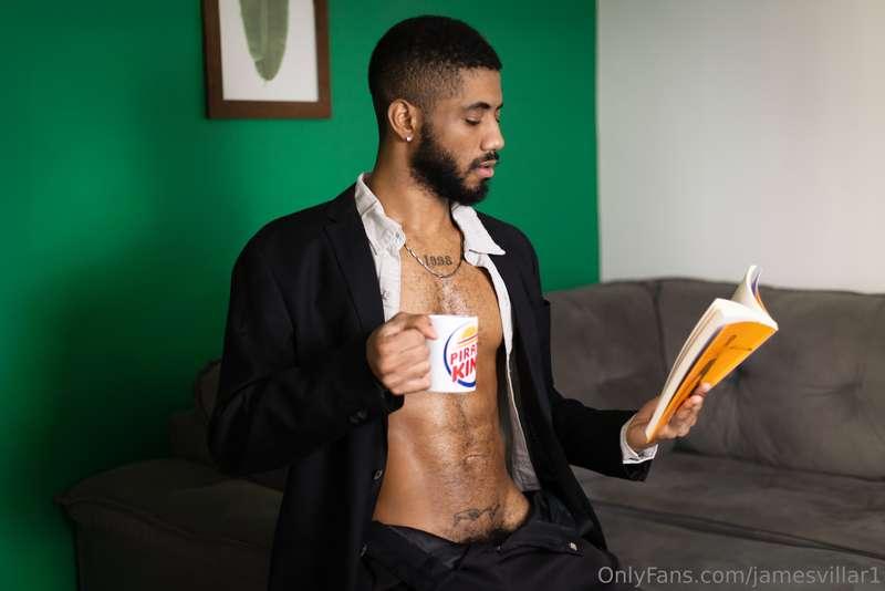 📕